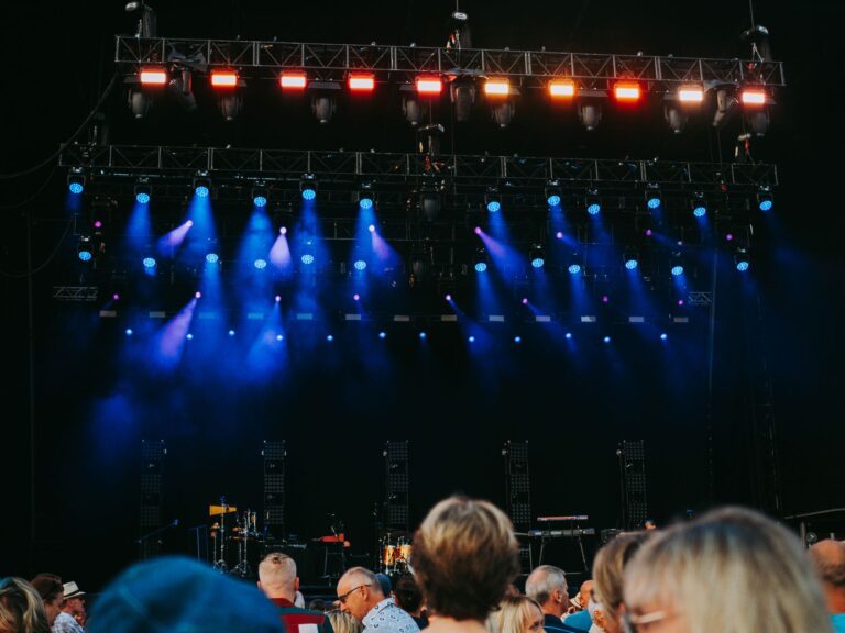 Angèle en concert en 2027 : dates de l’INSTINCT Tour, billets et album Instinct